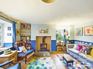 Sitting Room- click for photo gallery